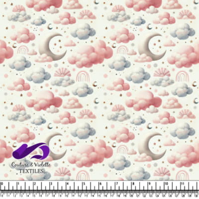 Motif de Nuages Rêveurs et de Lune Croissante