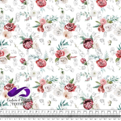 Pour le Rose - Crowns of rose on white background